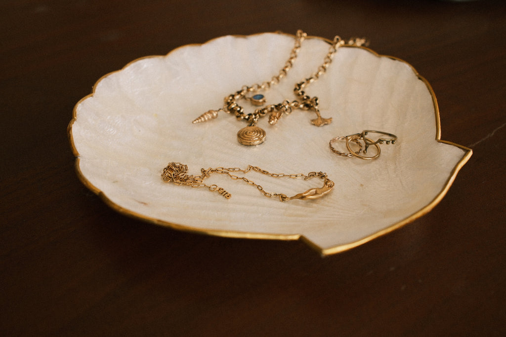 Capiz Shell Nesting Trays (Multiple Sizes)